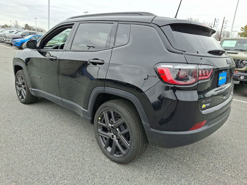 New 2026 Black Jeep Latitude image 3