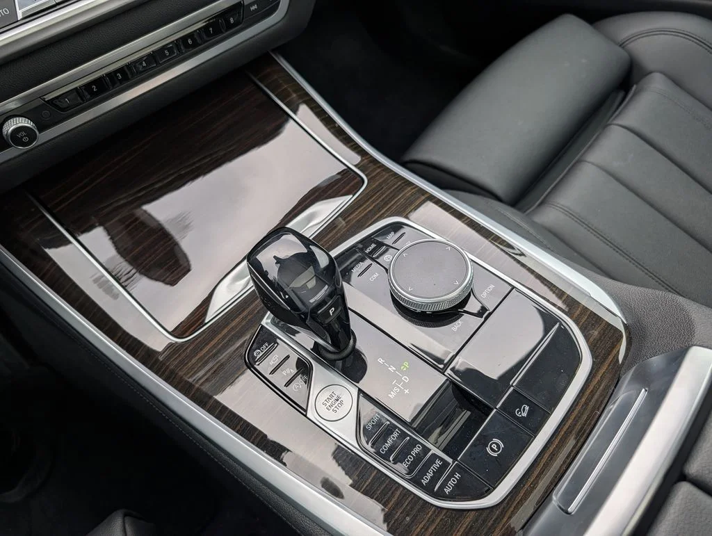 2020 BMW X5 40i - Photo 24