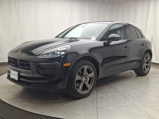2022|Porsche|Macan|Base|4D Sport Utility