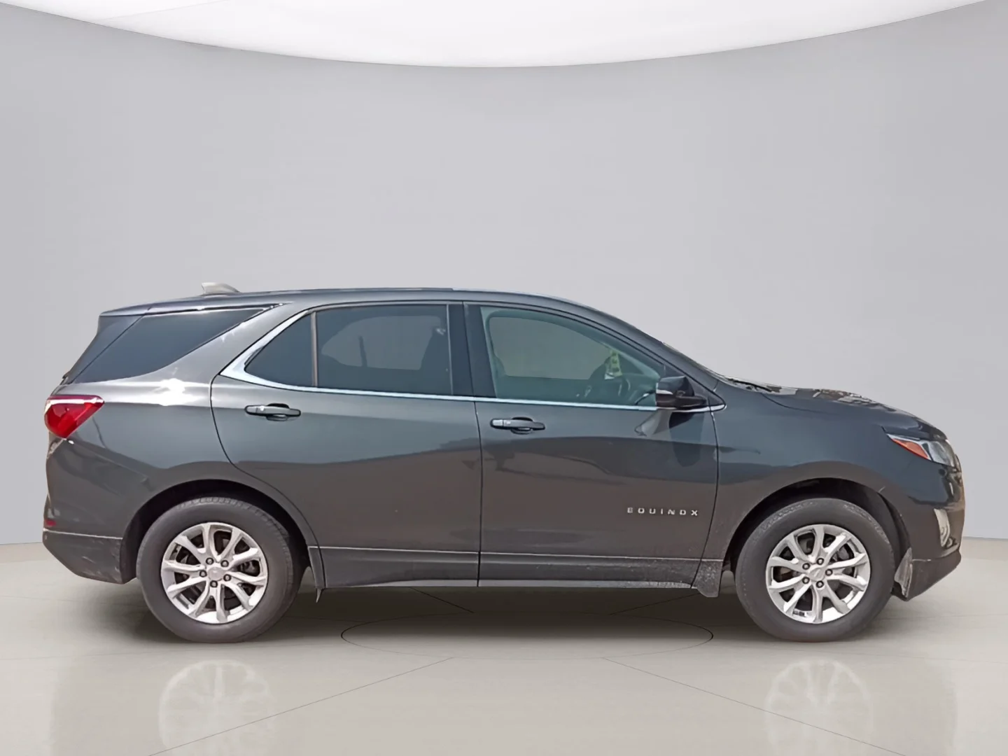 Used 2019 Gray Chevrolet LT image 6