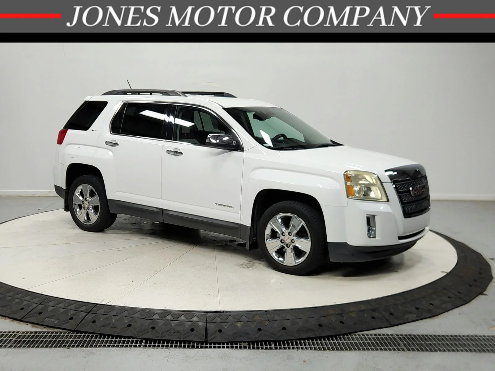 Used 2015 White GMC SLT-1 image 1