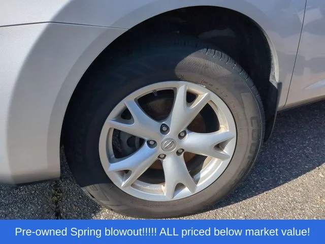 Used 2010 Silver Nissan SL image 8