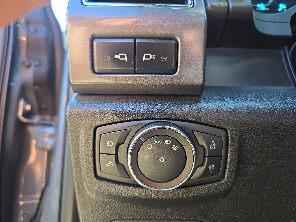 Used 2019  Ford XLT image 14