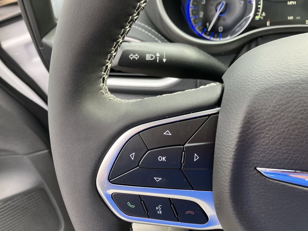 2026 Chrysler Pacifica Select - Photo 19