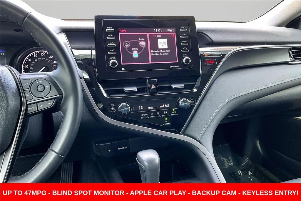 Used 2023 White Toyota SE image 9
