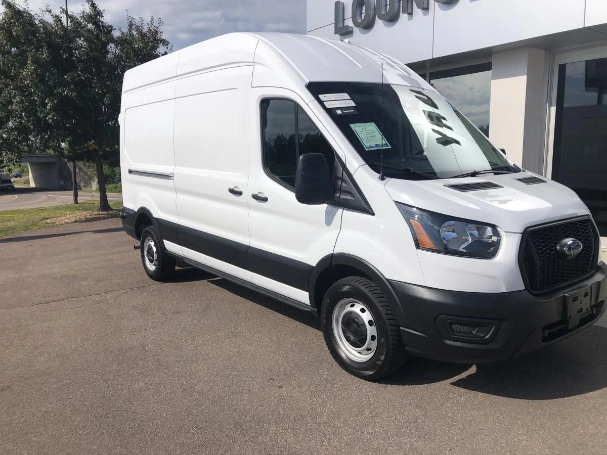 Used 2025 White Ford T-250 148" Hi Rf 9070 GVWR RWD image 3
