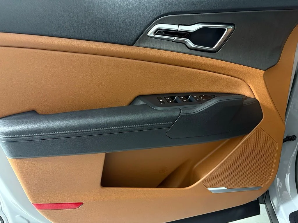 New 2026 Wolf Gray Kia X-Line image 14
