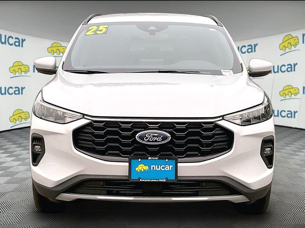 Used 2025 Space Silver Metallic Ford ST-Line Select image 2
