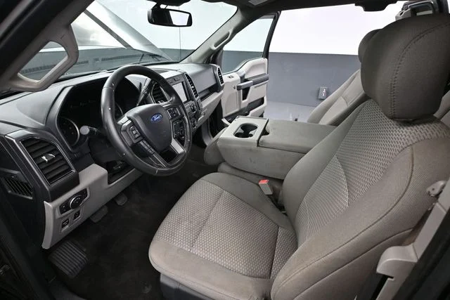 Used 2019 Black Ford XLT image 23