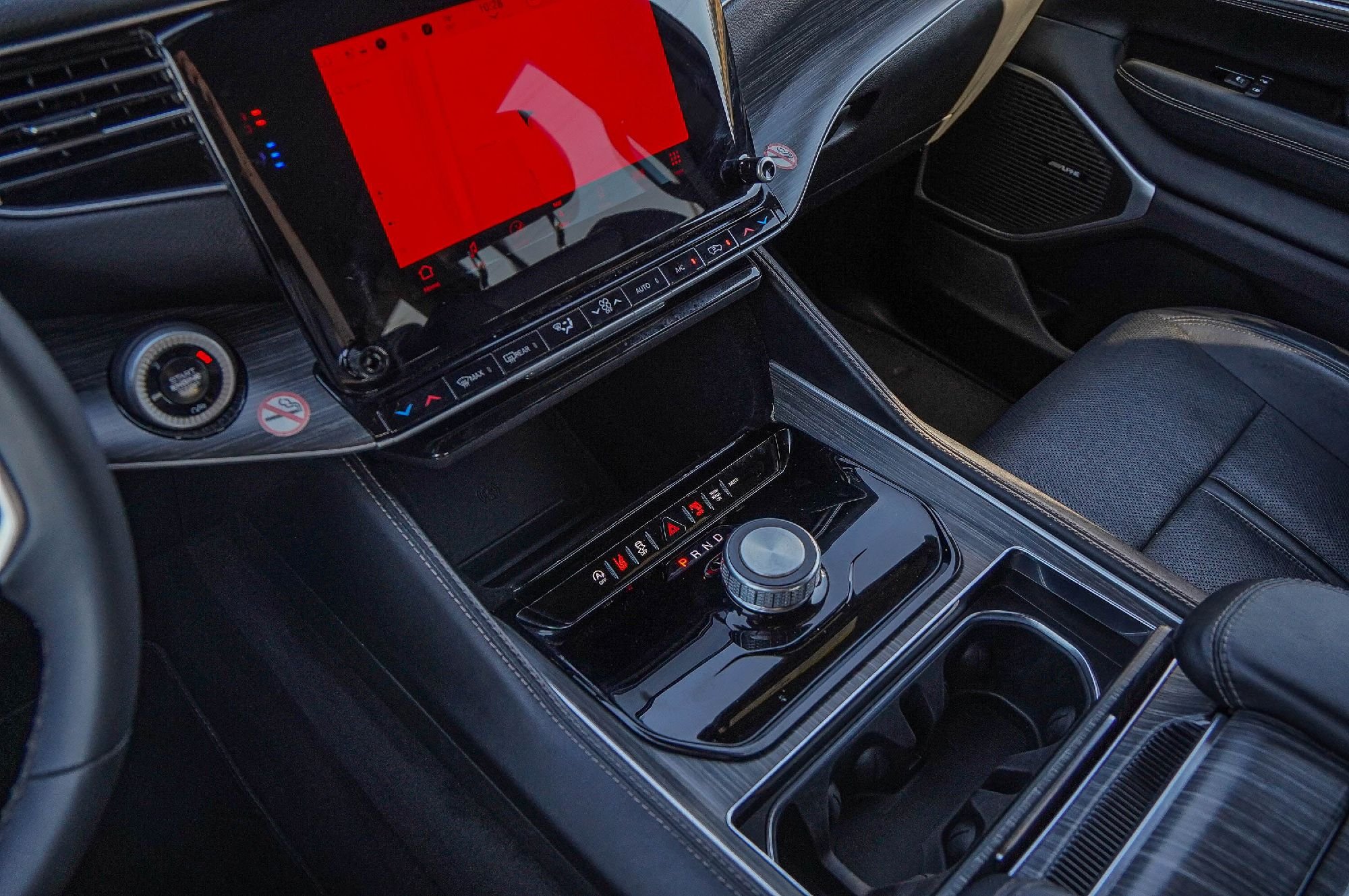 2024 Jeep Wagoneer Series II - Photo 17