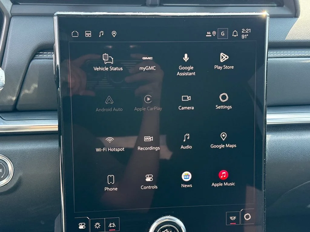 New 2027 Ebony Twilight Metallic GMC Elevation image 21