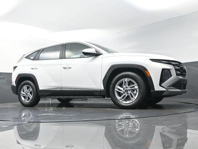 New 2026 White Hyundai SE FWD image 78