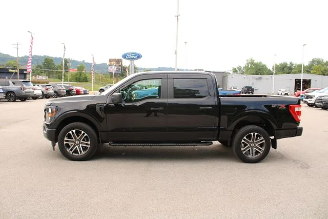 Used 2023 Black Ford XL image 4