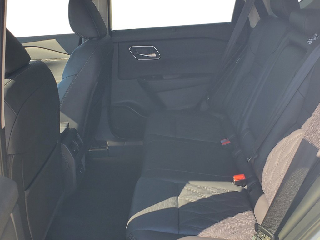 2026 Nissan Rogue Platinum - Photo 25