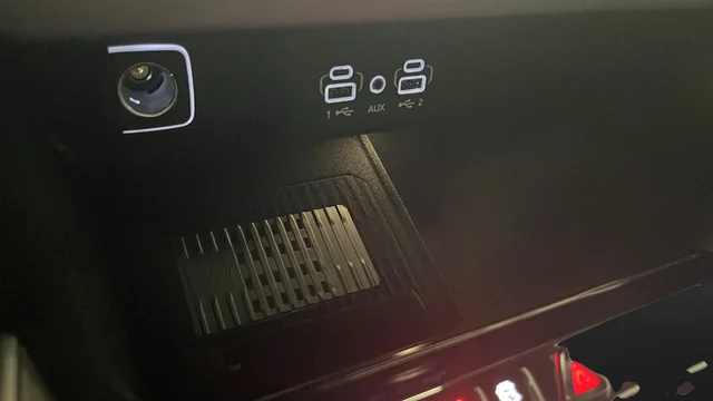 New 2026 High Gloss Black Exterior Paint Jeep  image 35