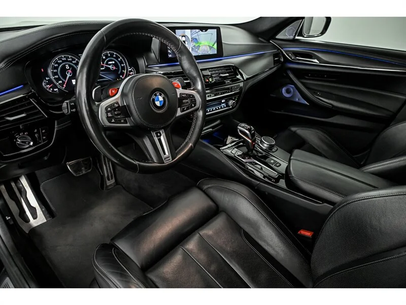Used 2019 Black Sapphire Metallic BMW Competition image 15