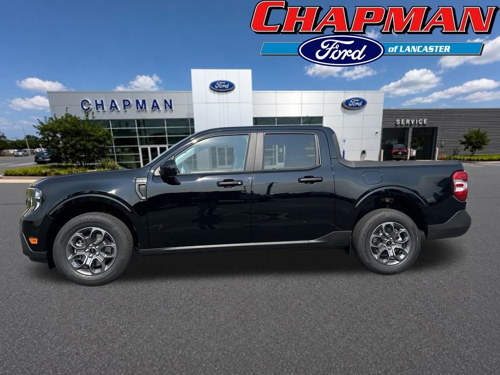 New 2026 Shadow Black Ford XLT image 2