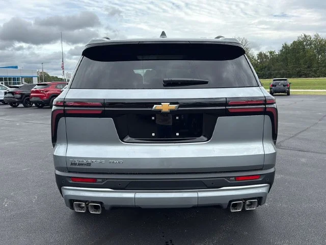 New 2027 Sterling Gray Metallic Chevrolet LT image 23