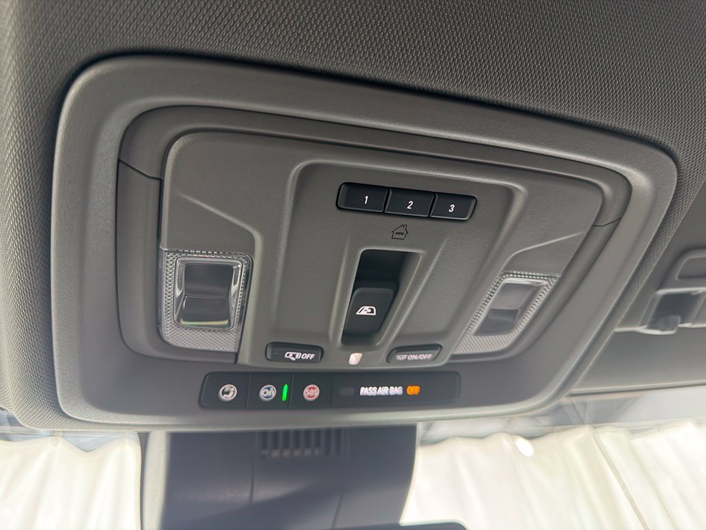 2026 GMC Sierra 1500 SLT - Photo 26
