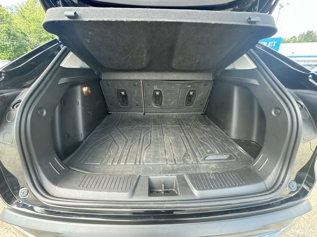 Used 2024 Mosaic Black Metallic Chevrolet ACTIV image 28
