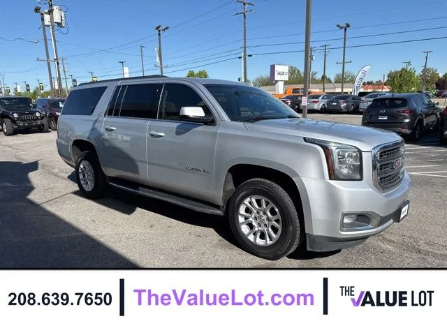 Used 2019 Silver GMC SLT image 2
