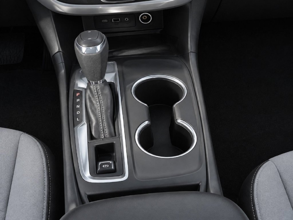 Used 2020 White Chevrolet LS image 32