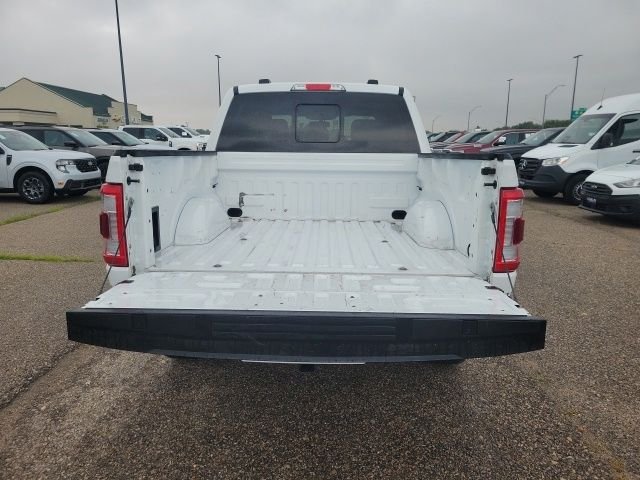 Used 2023 White Ford Lariat image 30