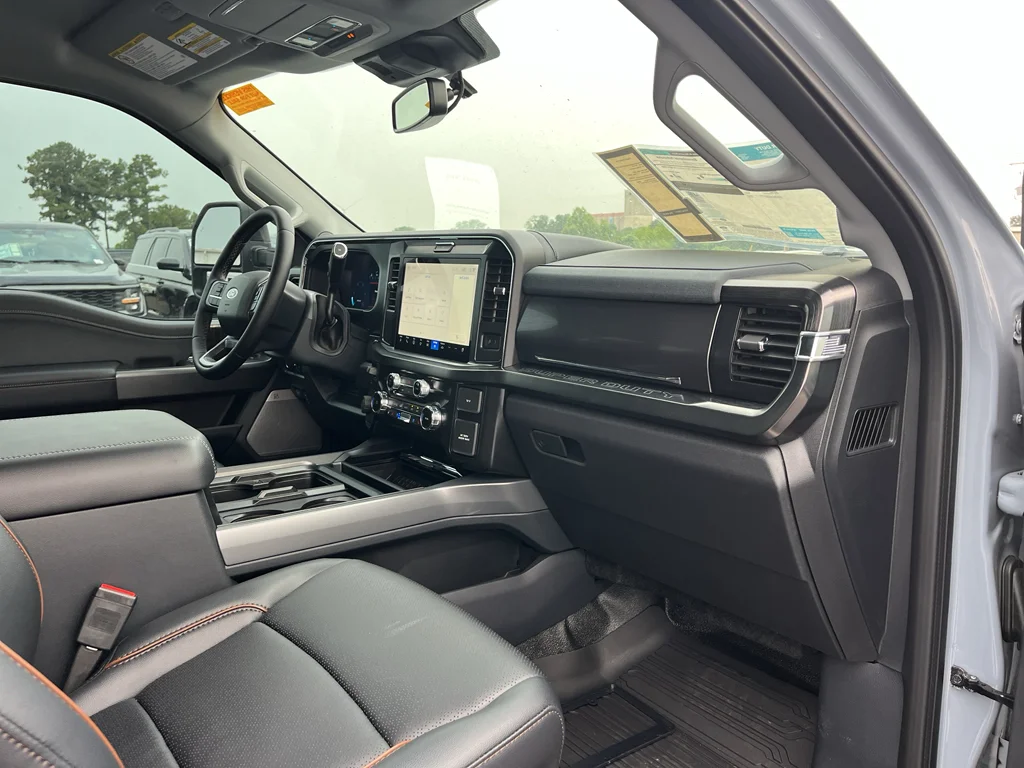 2026 Ford F-250 Super Duty Lariat - Photo 14