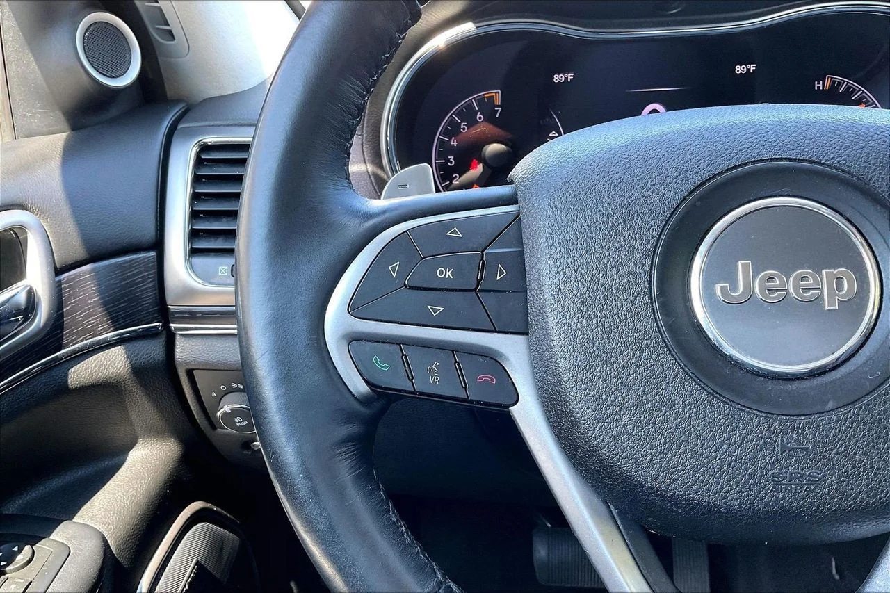 Certified Used 2017 Gray Jeep Summit image 31