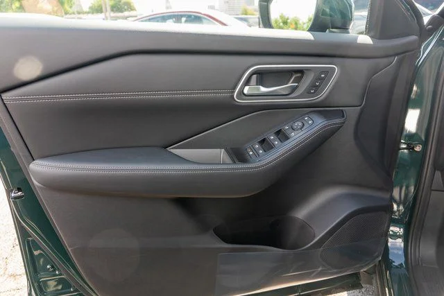 New 2026 Green Nissan Platinum image 10