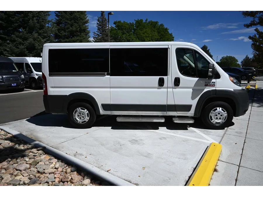 Used 2014 WHITE Ram 136 WB Low Roof Mobility Handicap Van image 5