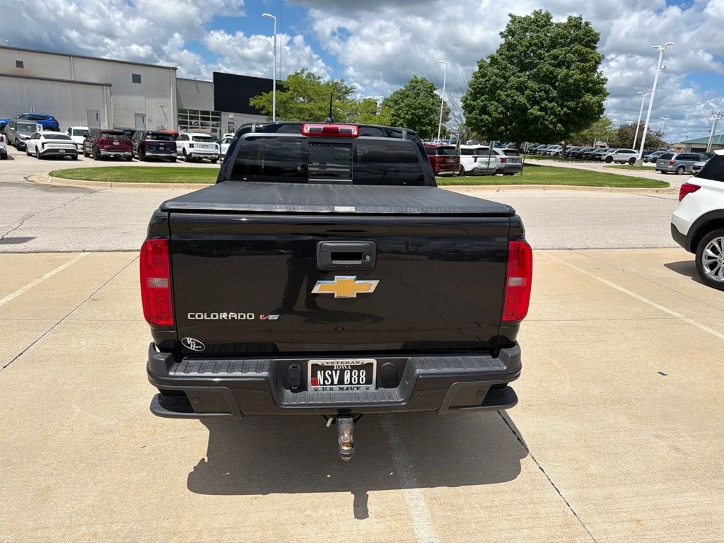Used 2020 Black Chevrolet Z71 image 5