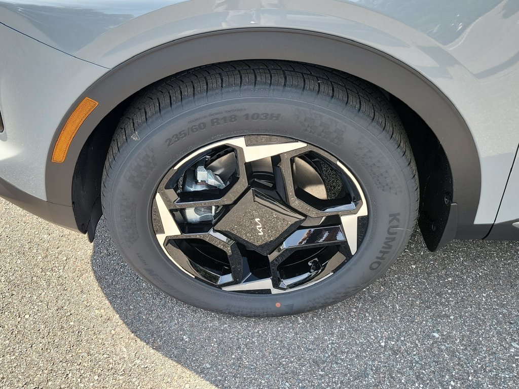 New 2027 Wolf Gray Kia EX image 37