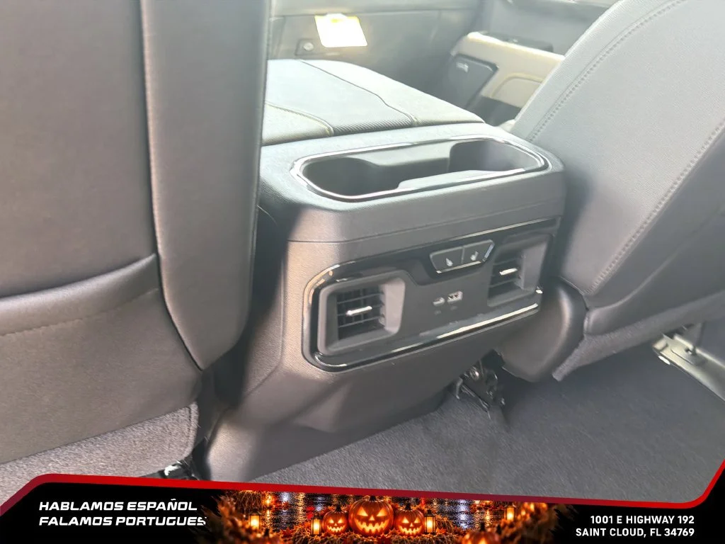 Used 2025 Slate Gray Metallic Chevrolet ZR2 image 28