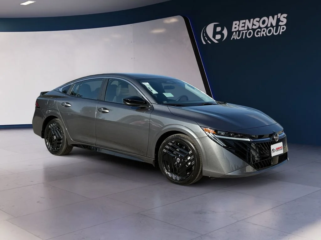 New 2027 Gray Nissan SR image 7