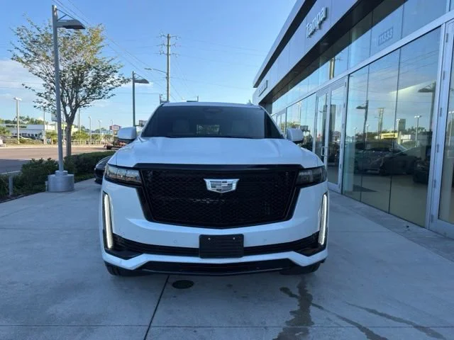 Used 2021 Crystal White Tricoat Cadillac Sport image 15