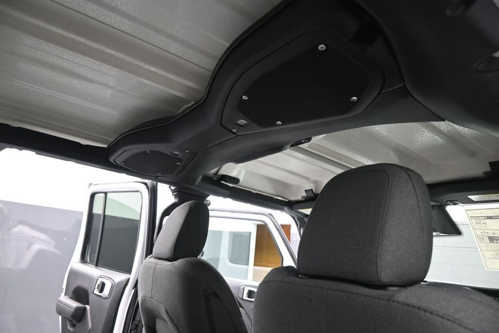 New 2026 Bright White Clearcoat Jeep 85th Anniversary Edition image 27