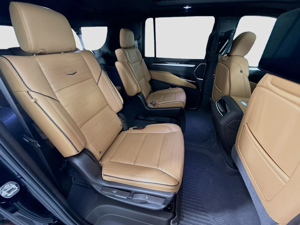 Used 2025 Black Cadillac Premium image 31