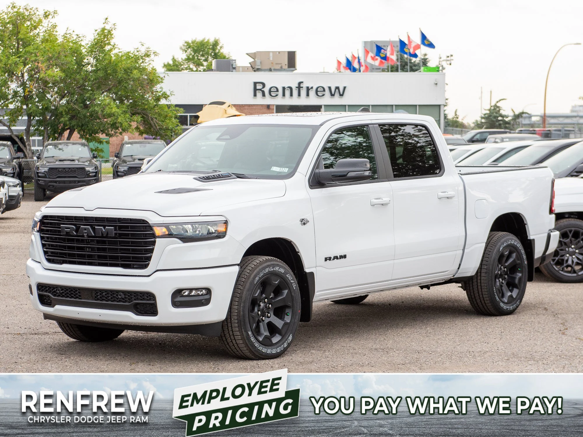 New 2026 White RAM Sport* Crew Cab 4x4, Panoramic Sunroof, 3.92 Rear Axle, Heated Seats/Wheel image 1