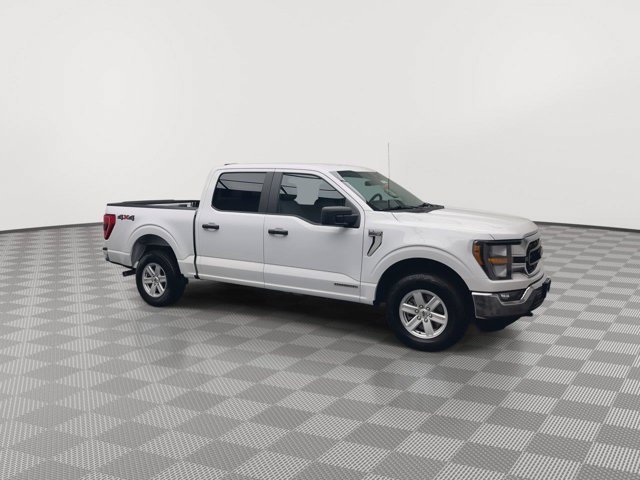 Used 2023 Oxford White Ford XLT image 42