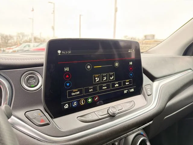 2025 Chevrolet Blazer 2LT - Photo 13