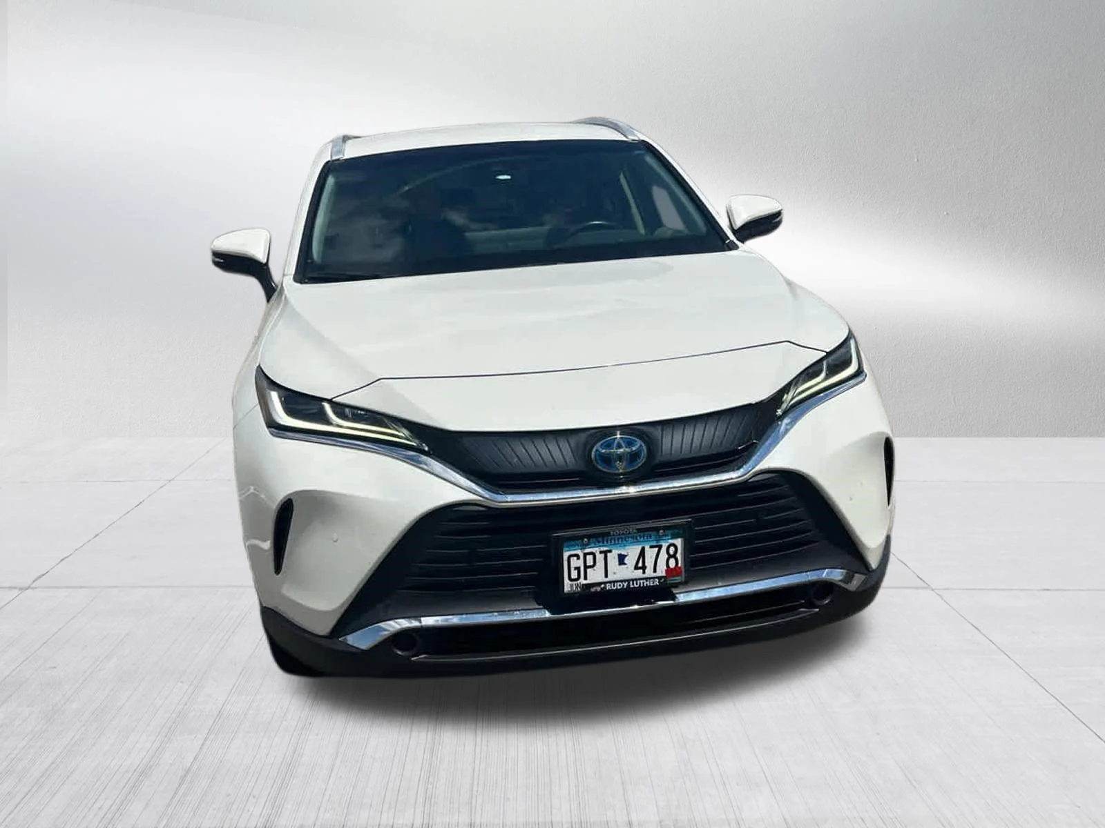 Used 2021 Toyota Venza XLE with VIN JTEAAAAH8MJ058302 for sale in Golden Valley, Minnesota