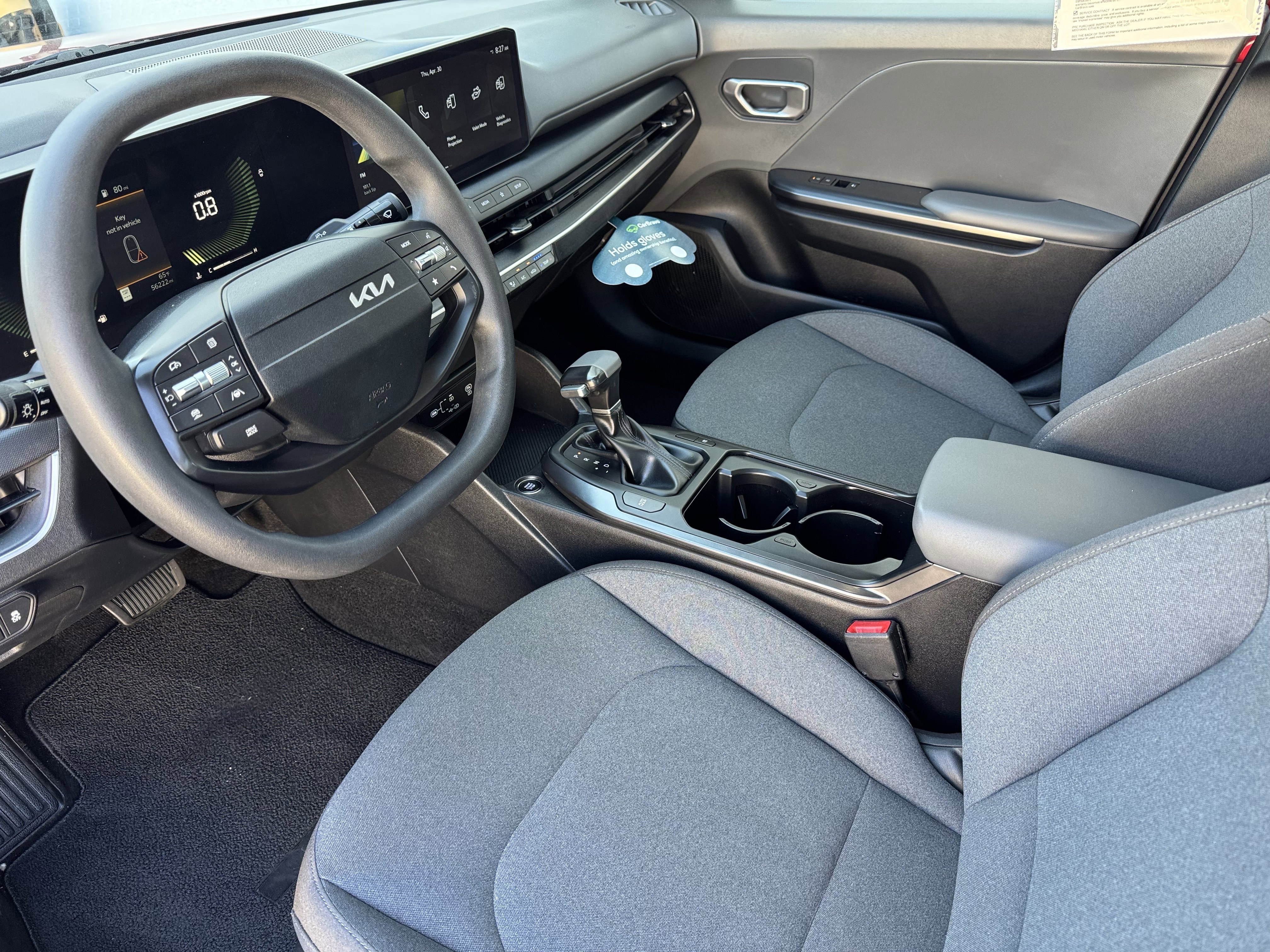 2025 Kia K4 LXS - Photo 8