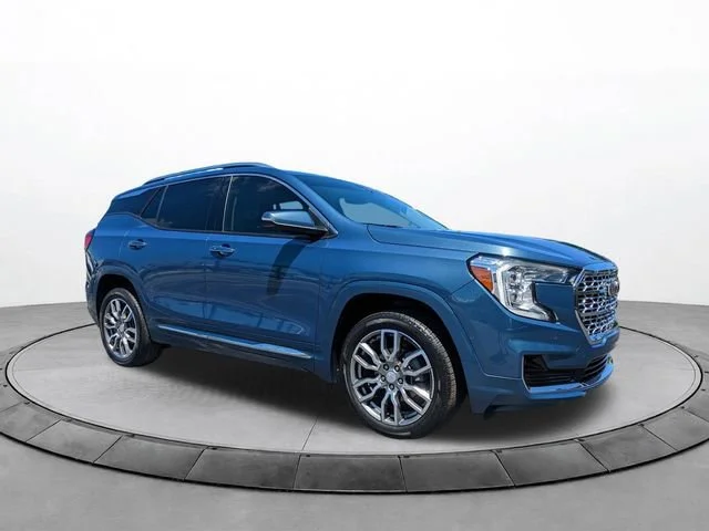 2024 GMC Terrain Denali AWD's photo