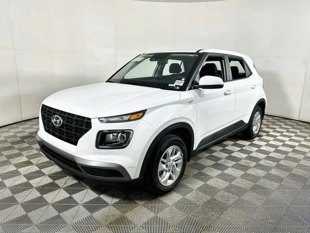 New 2026 Hyundai VENUE SE