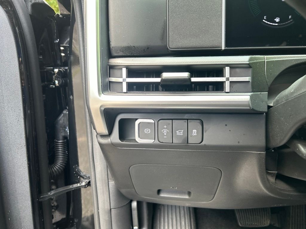 Certified Used 2026 Black Hyundai SE image 24