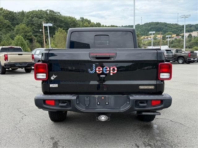 Used 2021 Black Clearcoat Jeep Freedom image 4