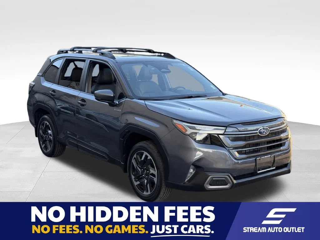 Used 2025 Gray Subaru Limited image 1