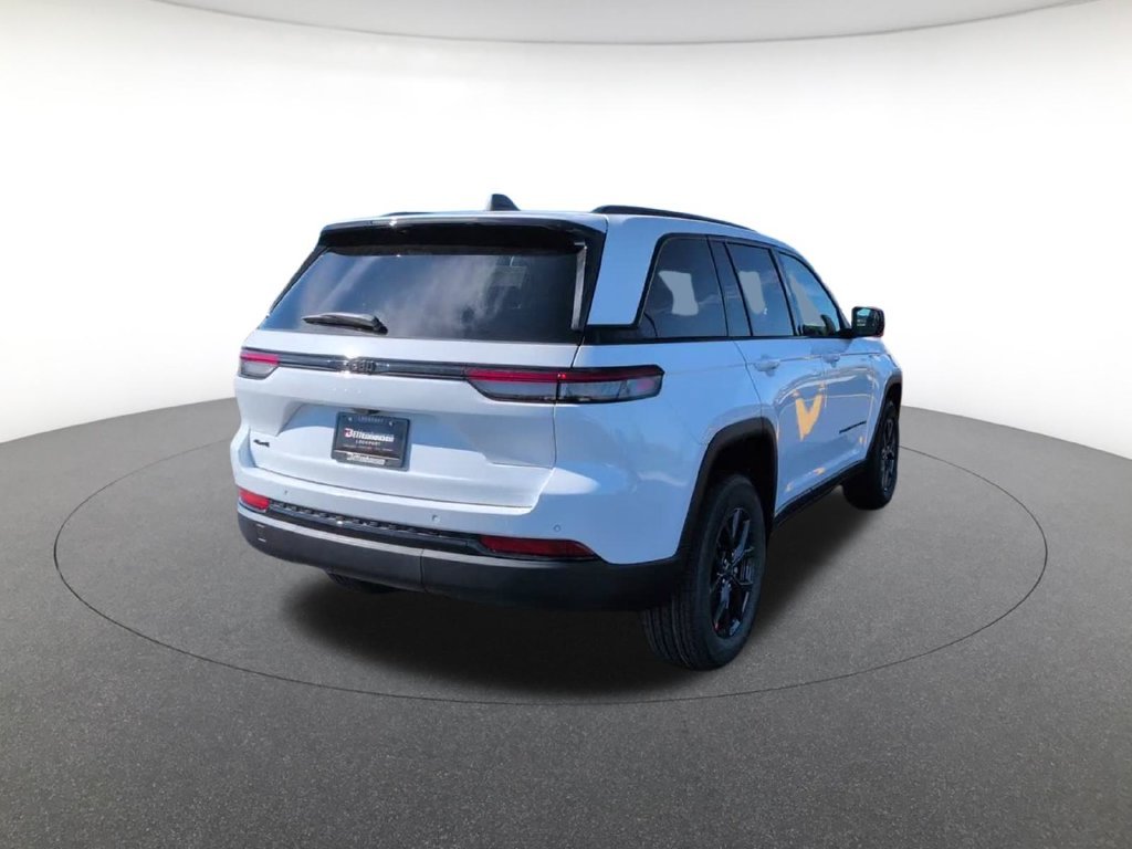 New 2027 Fathom Blue Pearl-Coat Paint Jeep Limited image 4