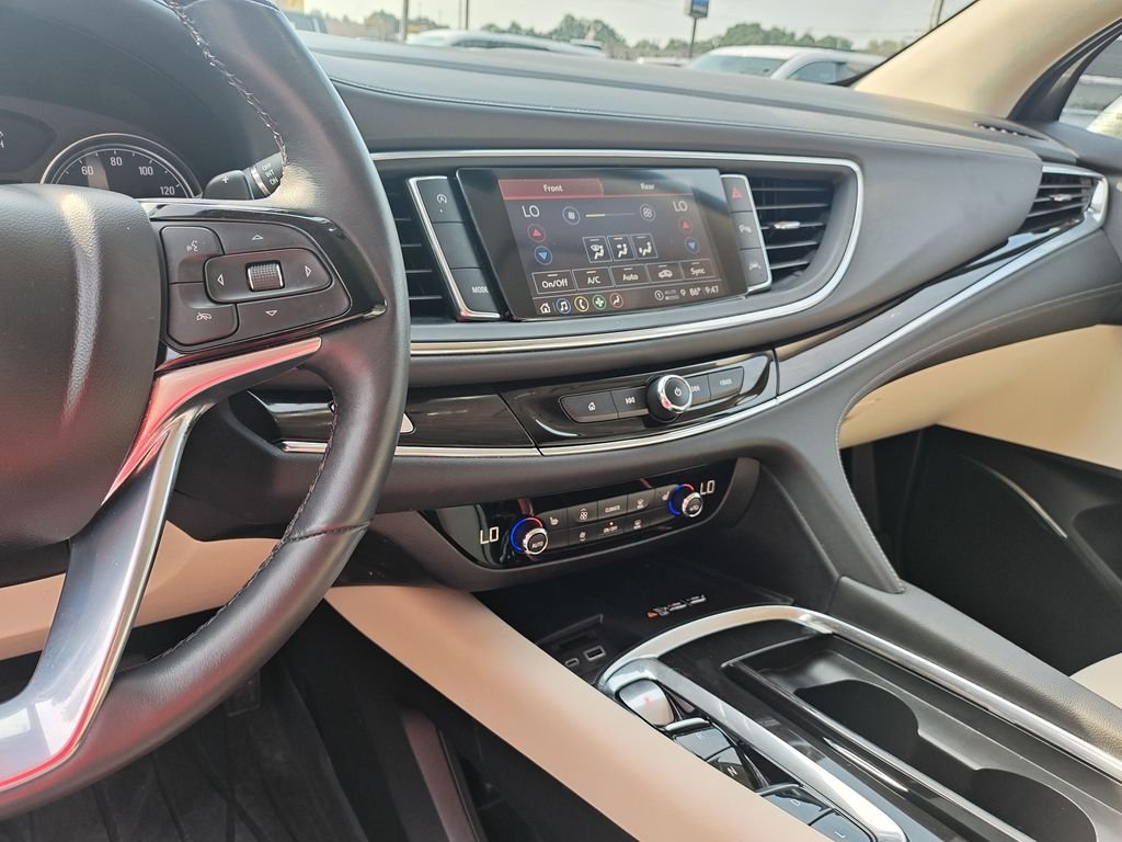 Used 2023 Green Buick Essence image 20